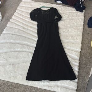 Lulu's Black Long Sleeve Gown